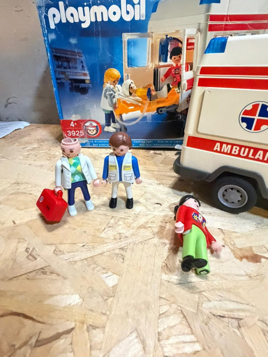 Ambulanza 3925 (Playmobil / INCompleta e Funzionante)