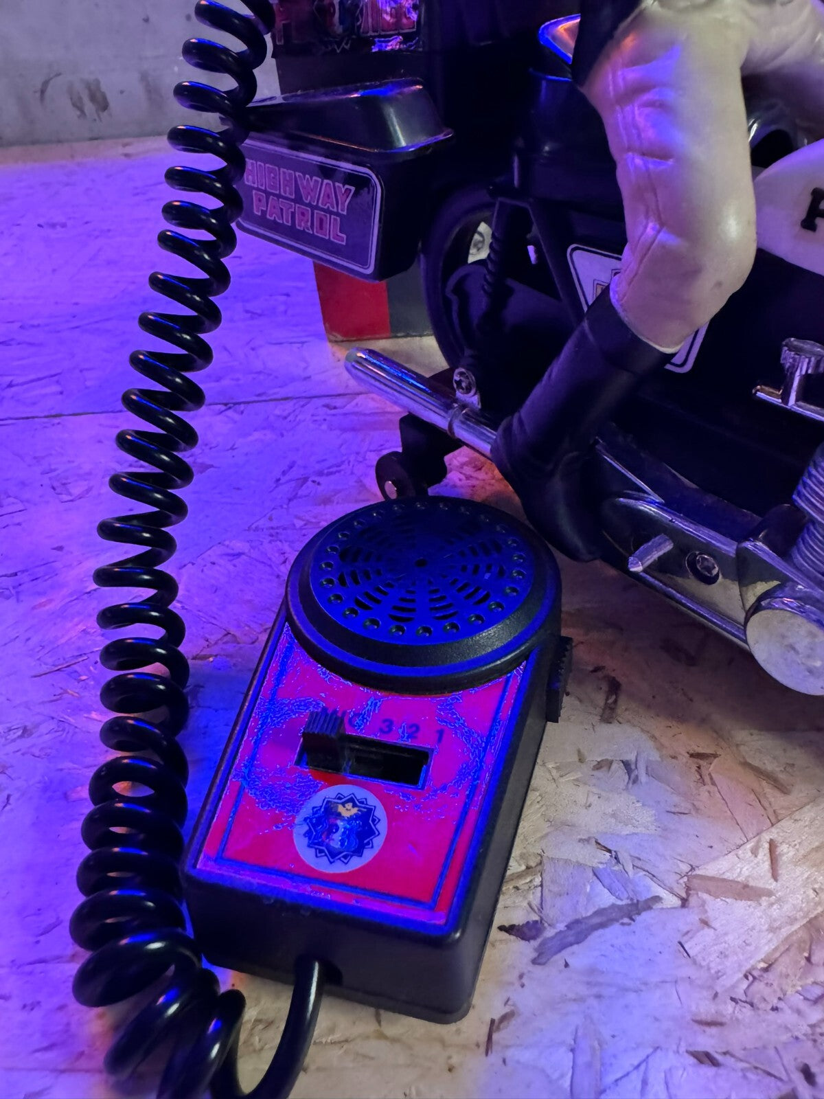 Moto della polizia sirena tritonale con radio microfone mic non funz