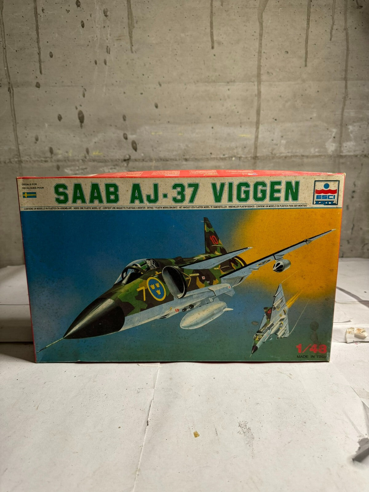 SAAB AJ-37 "Viggen" ESCI 4018 vintage box 1/48