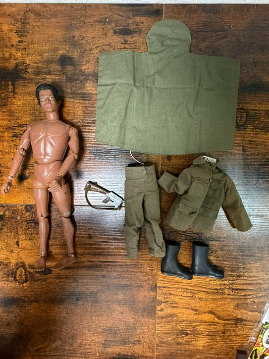 GI JOE 1964 NERO AFROAMERICA cicatrice figurina capelli floccati 1965 HASBRO