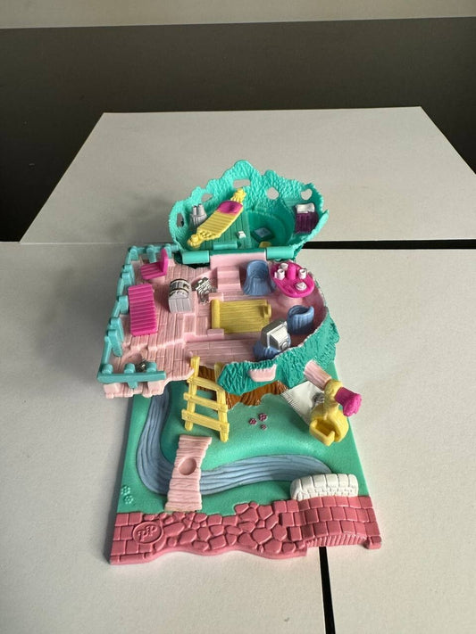 Polly pocket Pollyville Tree House Bluebird vintage 1994