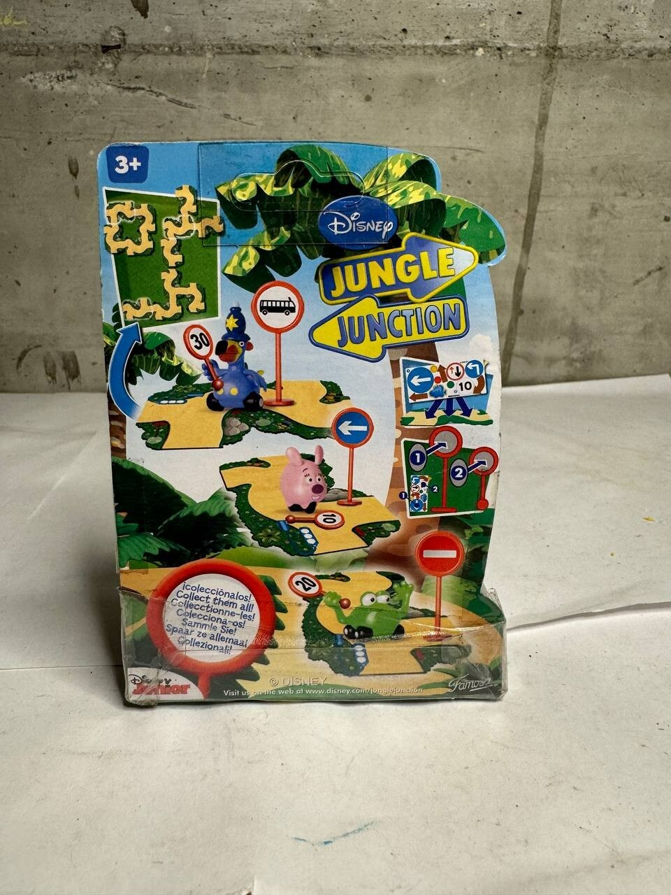 BNIB Famosa Disney Jungle Junction - Taxicrab - Action Figure Toy Taxi Crab Car