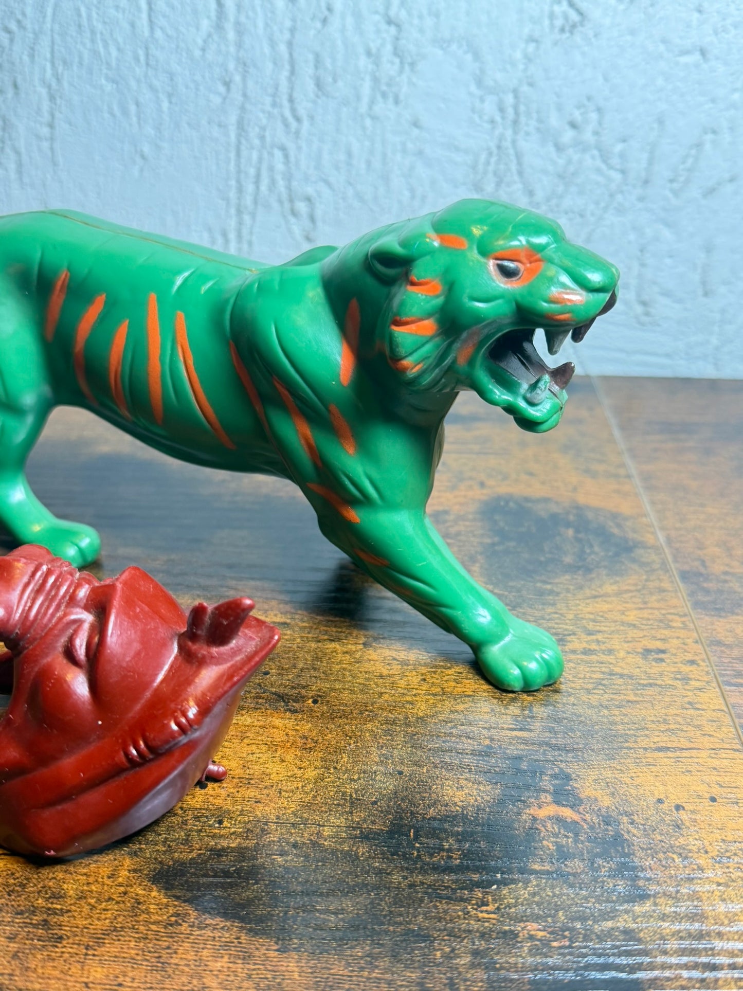 MOTU Masters of the Universe - BATTLE CAT (coda rotta)