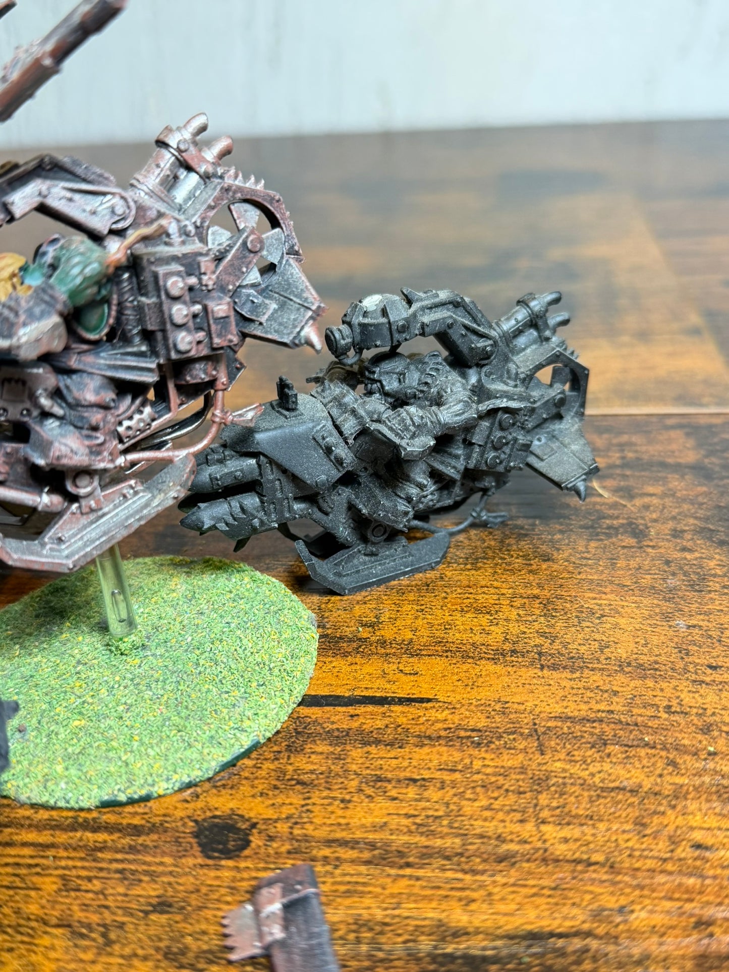 6 pezzi Warhammer 40k: Ork Deffkoptas (da riparare)