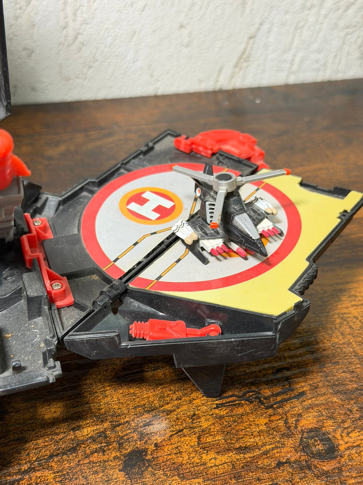 Micro Machines Military Falcon Wing Skybase Playset B2-Spirit Stealth