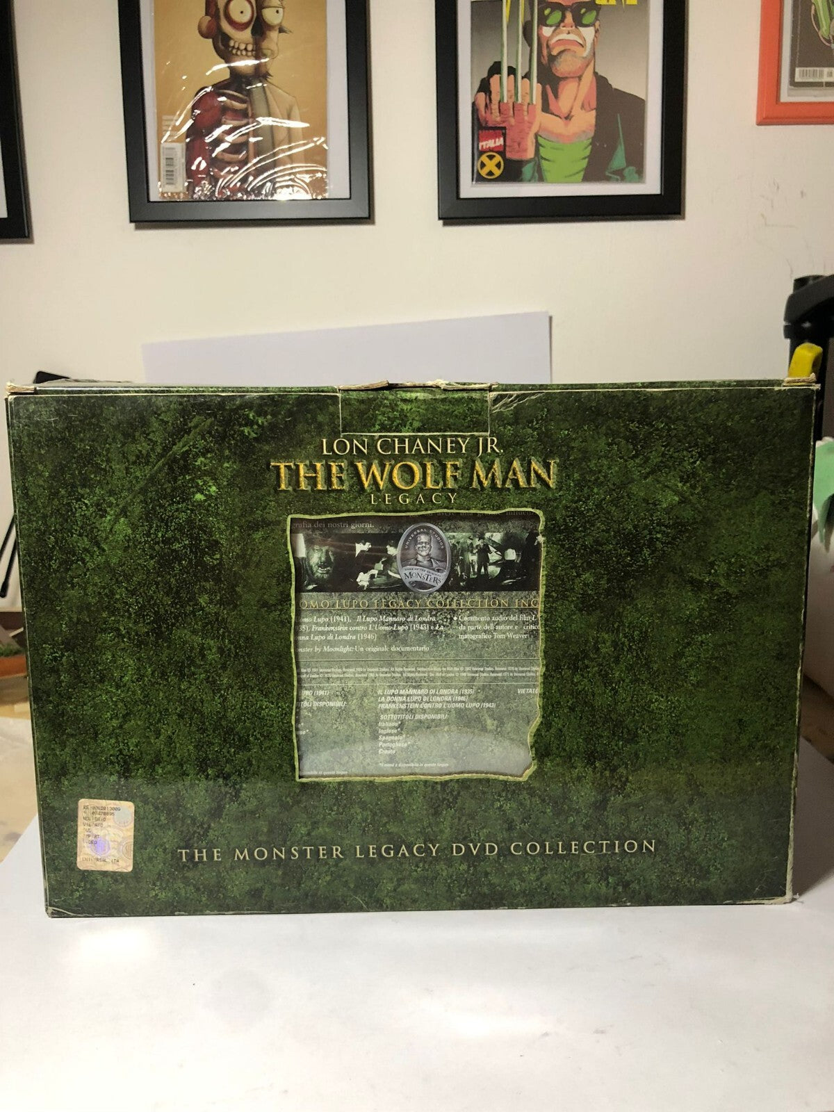 THE MONSTERS LEGACY DVD GIFT SET DRACULA -FRANKENSTEIN- WOLFMAN MINI BUST