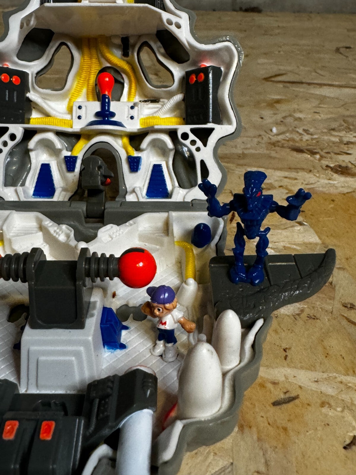 Mighty Max Terminates Wolfship Doom Zone Wave 1 Blue Bird Toys 100% Complete