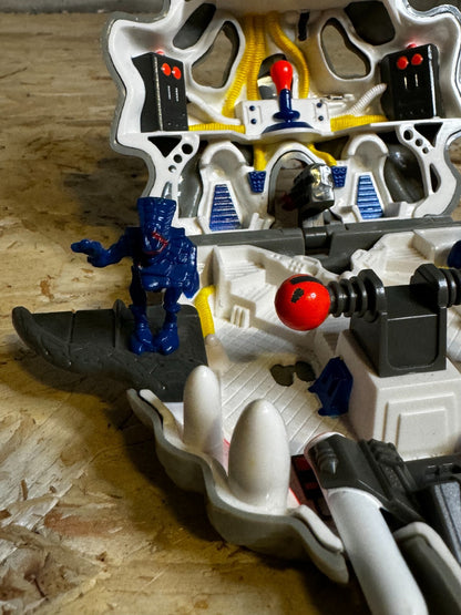 Mighty Max Terminates Wolfship Doom Zone Wave 1 Blue Bird Toys 100% Complete