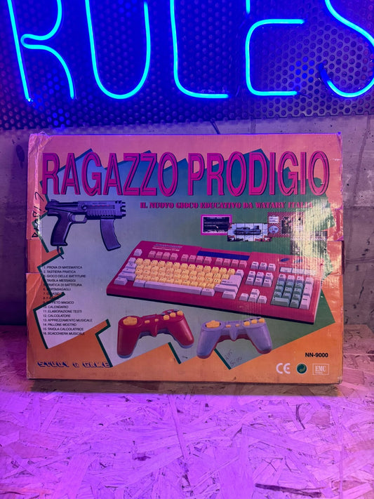 RARE CONSOLE computer NN-9000 - in ita - NO NINTENDO AMSTRAD