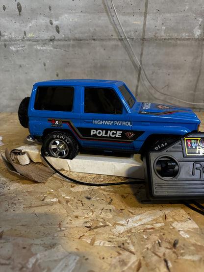 Rell Patrol della polizia telecomandato jeep