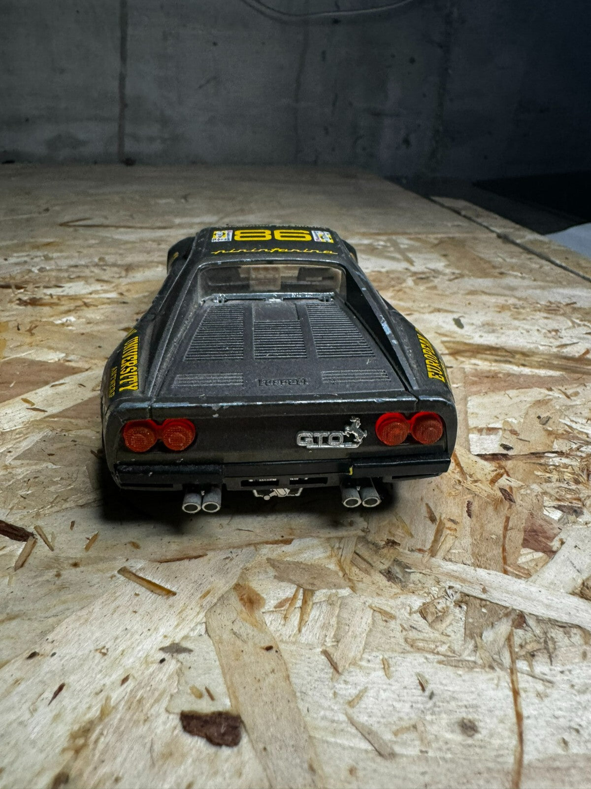 Modellino Ferrari 288 GTO European University Burago Scala 1:24 Bburago vintage