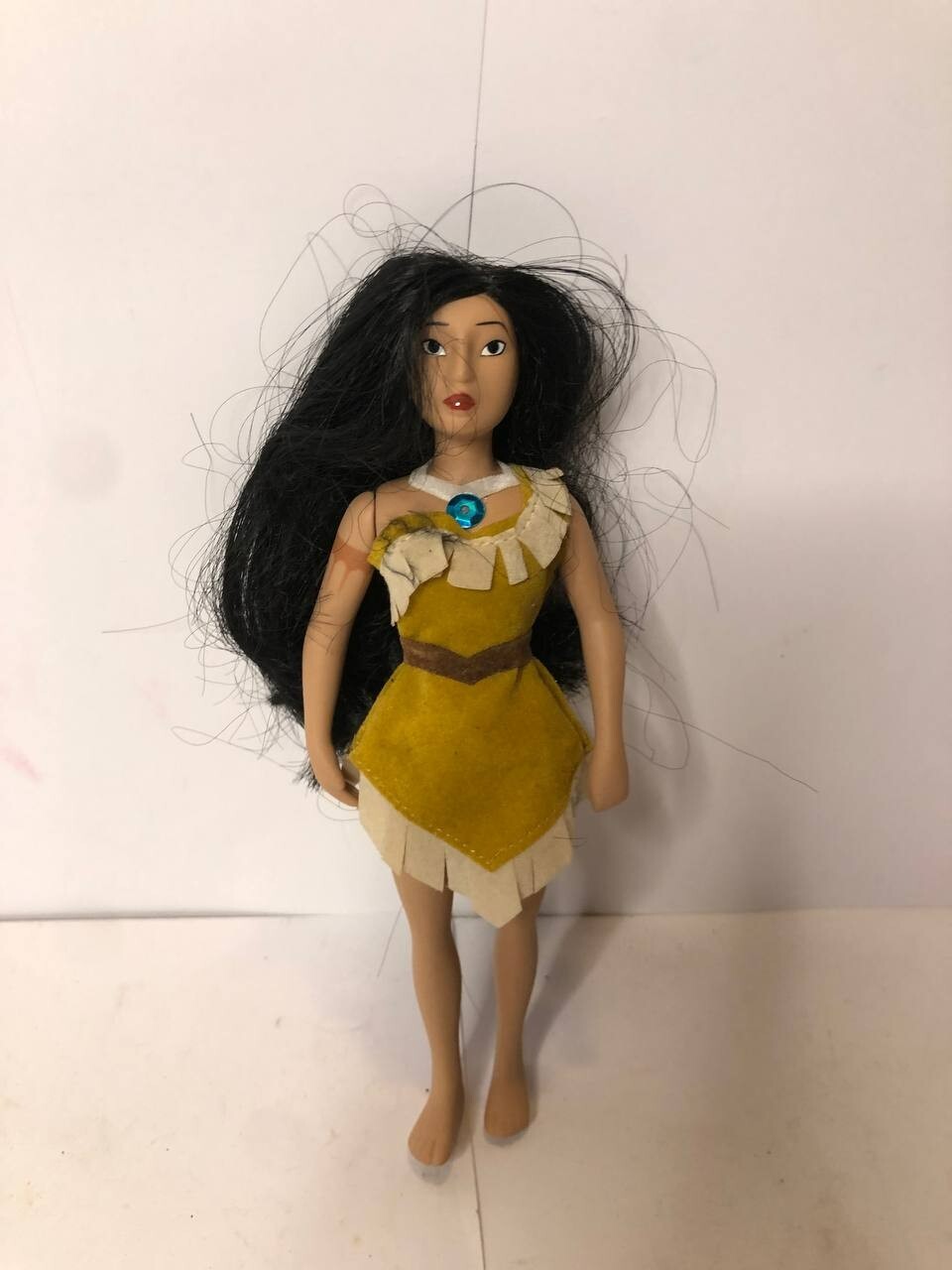 Bambolina da collezione in ceramica, Pochaontas disney, marca DeAgostini