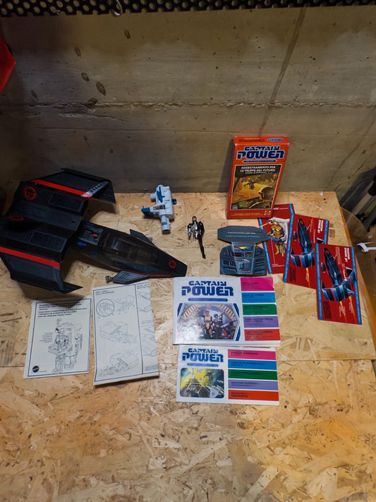 Captain Power Phantom Striker Mattel