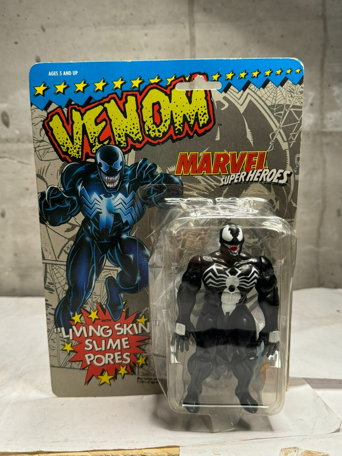 VENOM Marvel Super Heroes toy - Biz  Vintage 1991 living skin slime pores