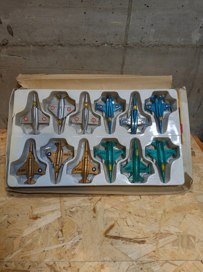 Aerei supersonici con turbomotori retroricarica Gioidi die cast metal
