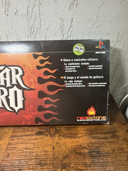 Chitarra Guitar Hero PS2 in confezione