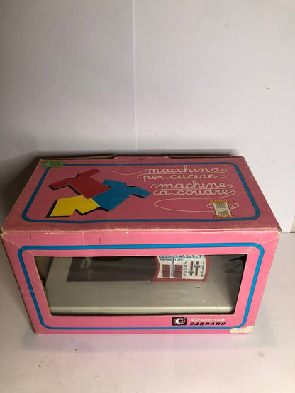 VINTAGE CARRARO GIOCATTOLI MADE IN ITALY 1960s Manuela MACCHINA DA CUCIRE + BOX