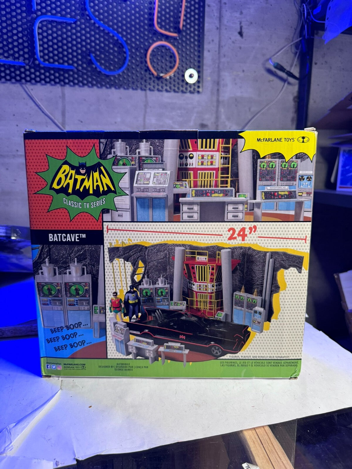 McFarlane Toys Modellino Batman '66 Batcaverna 6 pollici