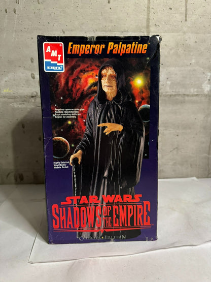 AMT ERTL IMPERATORE PALPATINE STAR WARS SHADOWS OF THE EMPIRE. 1:6  VINYL KIT