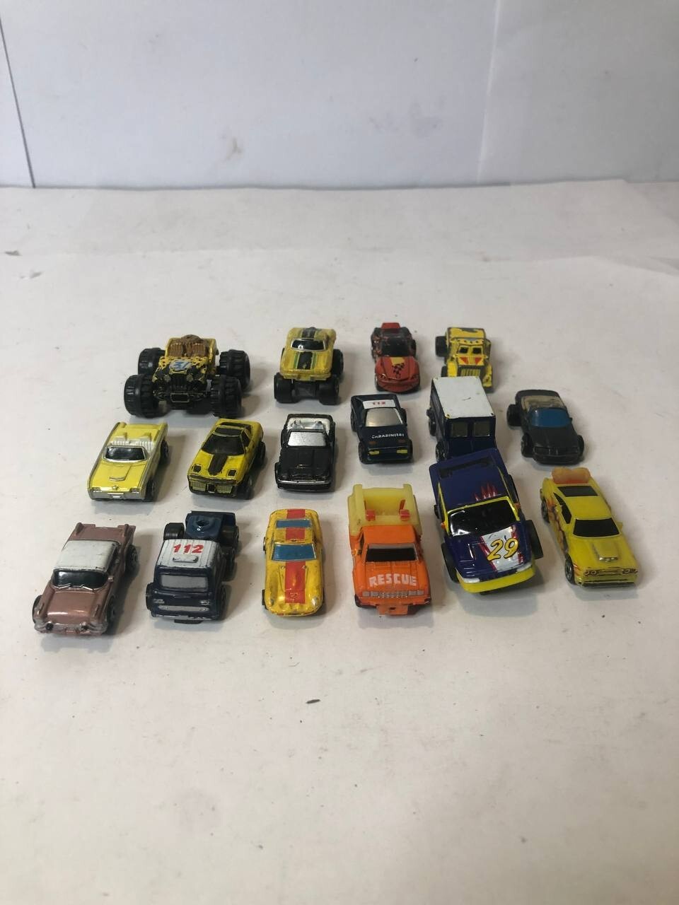 Lotto micromachines auto miste in buono stato