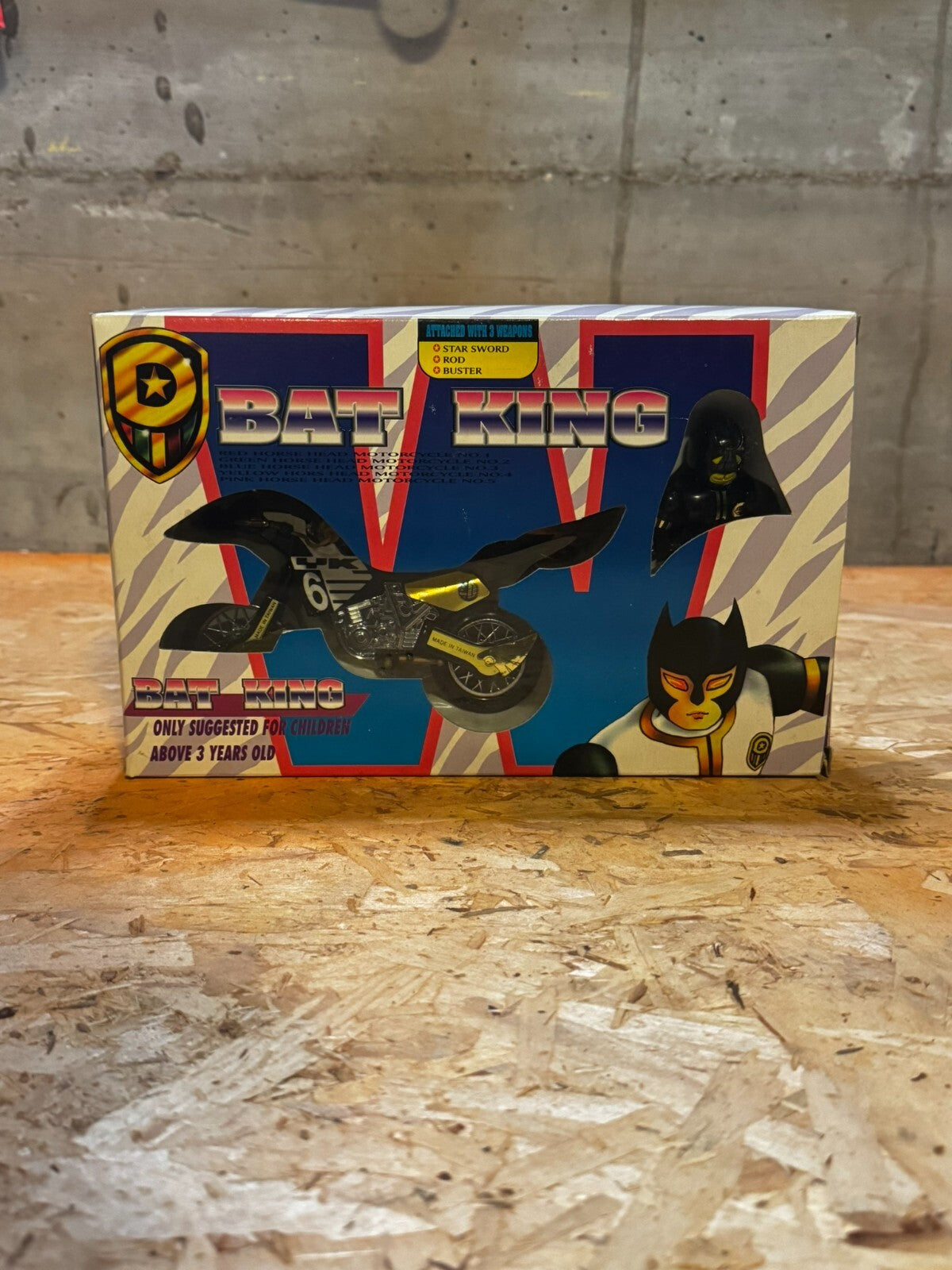 moto bootleg Bat King ultraman power rangers batman Globo Vintage