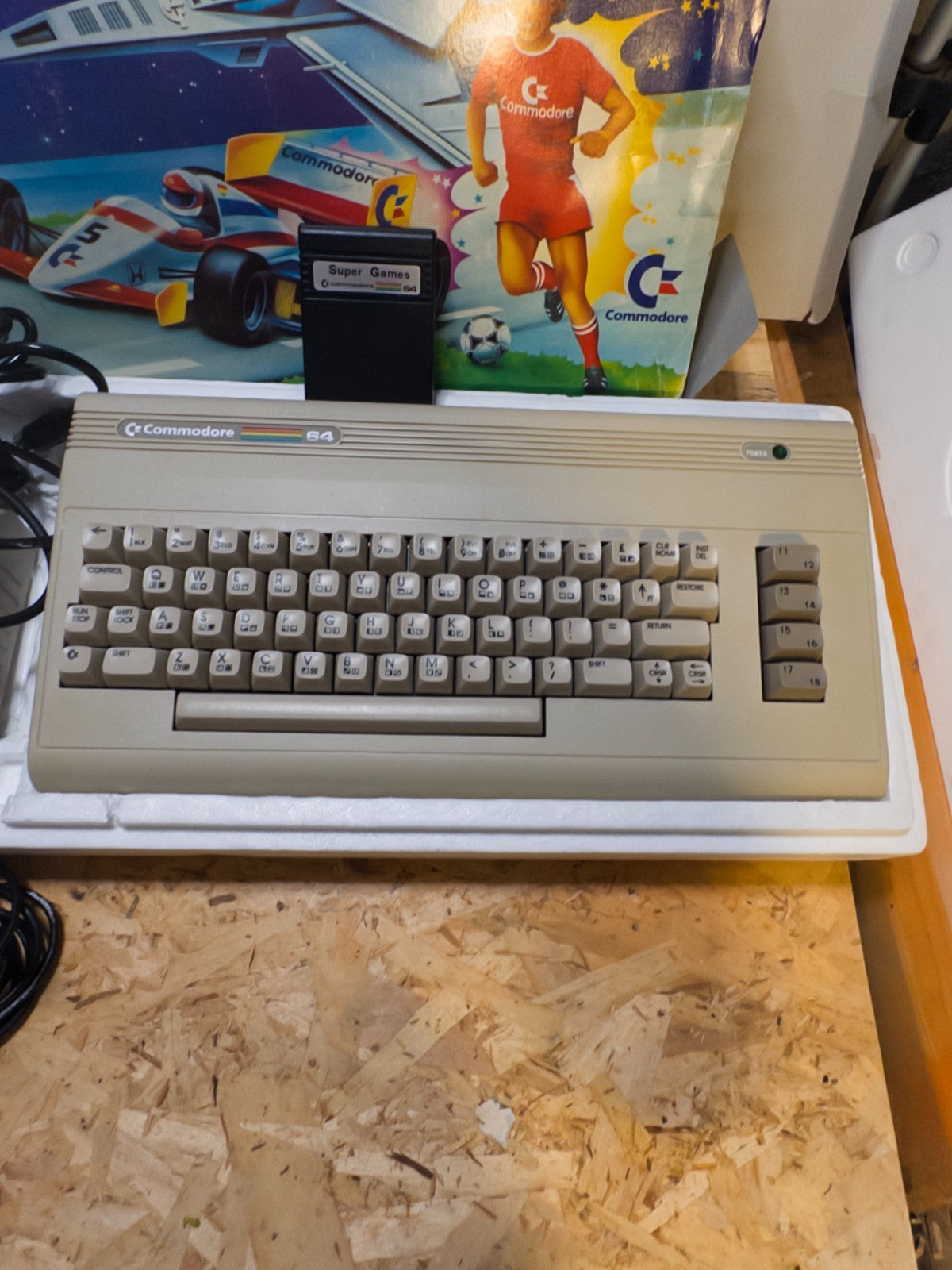 Commodore C64 Video Supergame 64 (Computer + 3 Giochi) + Datassette unit