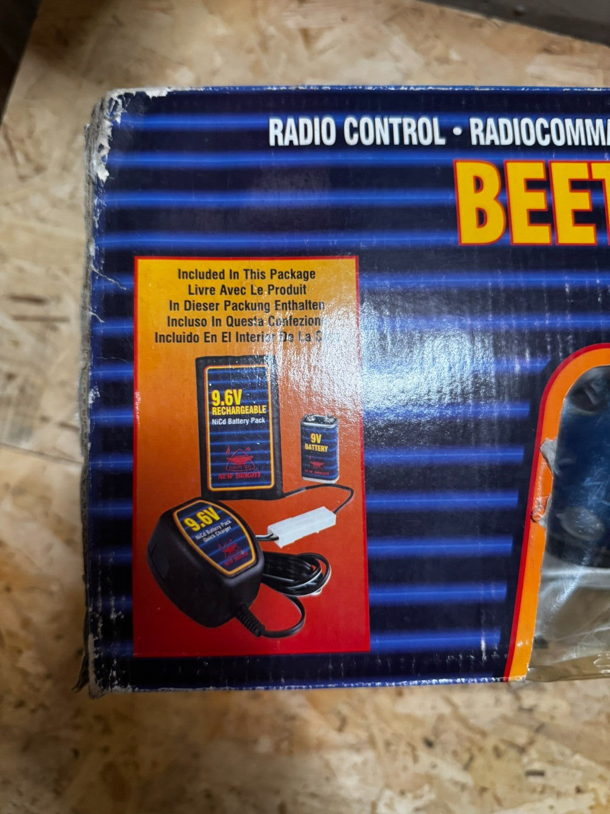 Beetle 9.6V R/C Wolkswagen Auto Telecomandata New Bright
