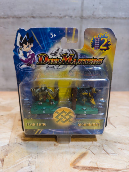 Duel Masters mini figure Hasbro Fear fang Gigamantis