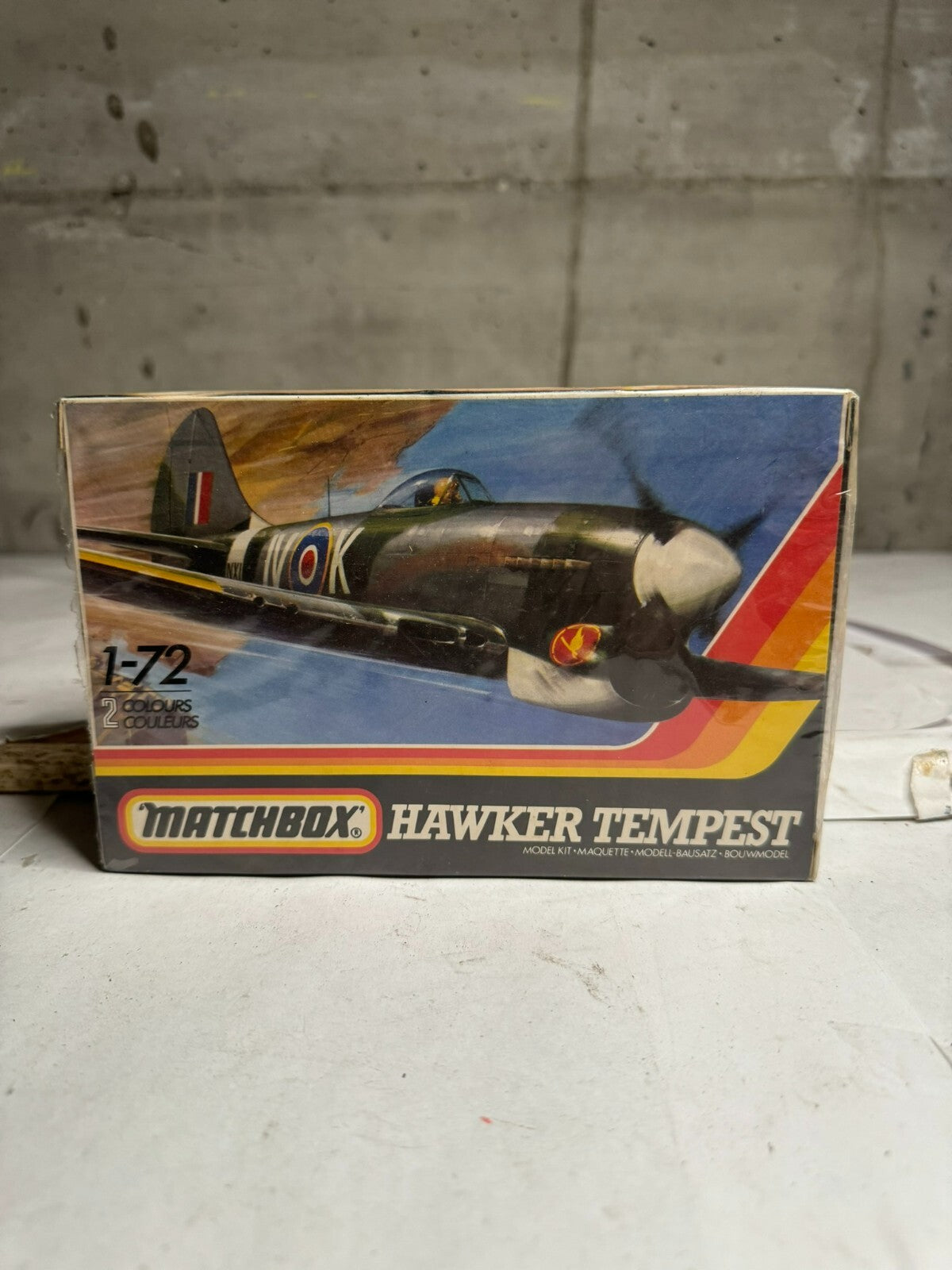 Aereo modello seconda guerra mondiale britannico Hawker Tempest Fighter