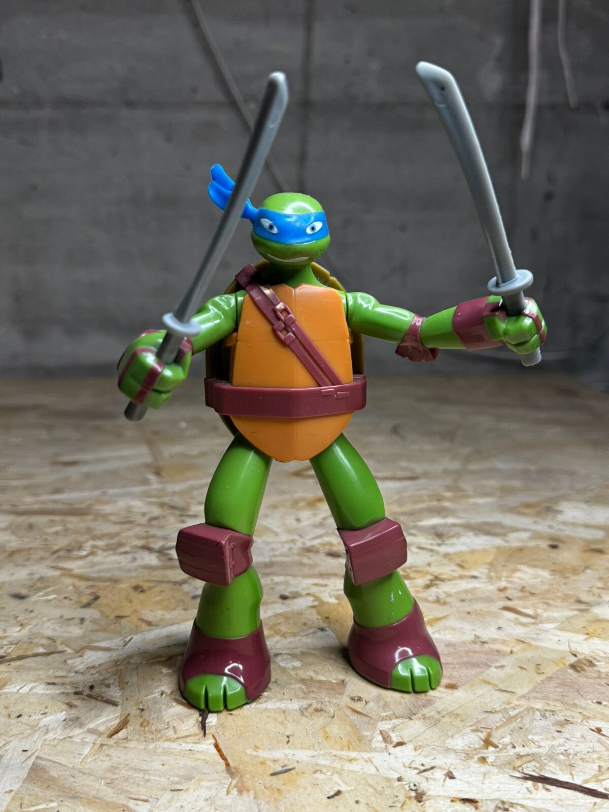 TMNT Leonardo uovo di pasqua kinder