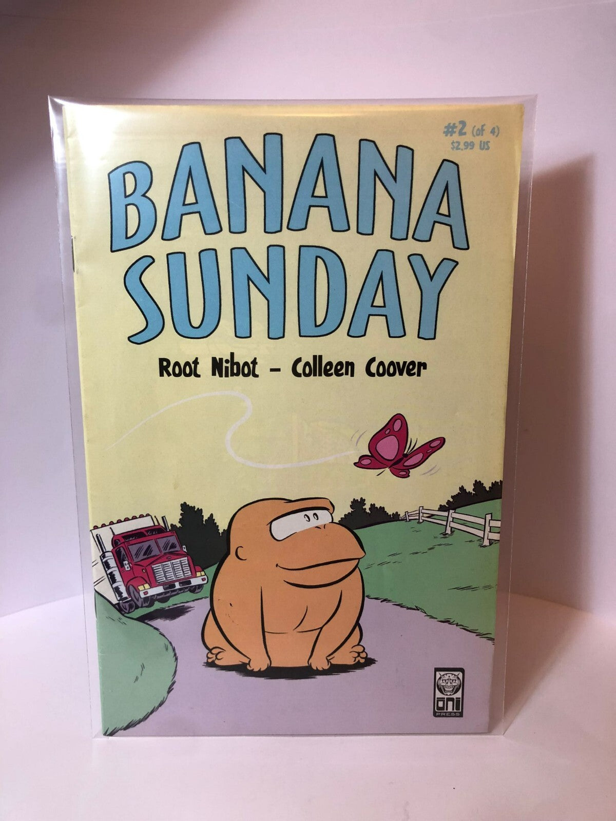 BANANA SUNDAY COMIC STRIP BOOK No 2 (JULY/AUGUST 2005).BY oNI PRESS