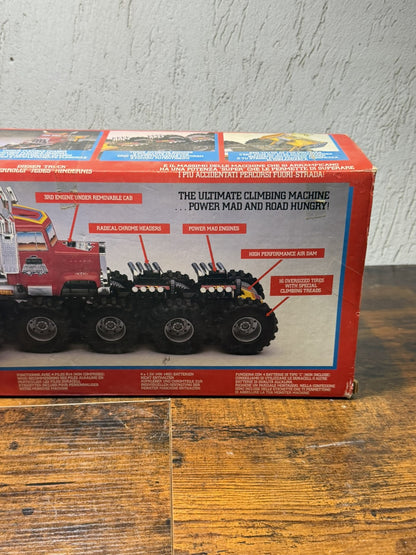 Tomy Monster Machine 16x16 1986