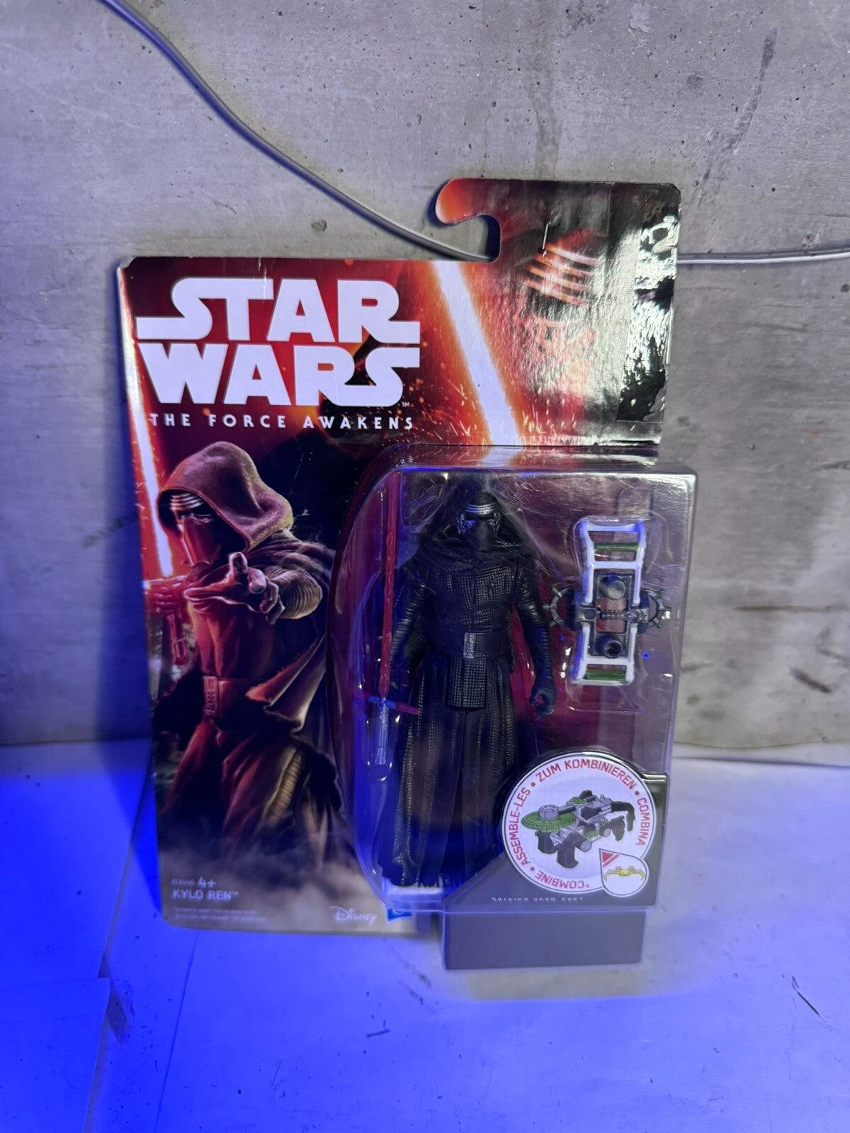 Hasbro Disney 3.75 Action Figure Star Wars Force Awakens Kylo Ren Sith