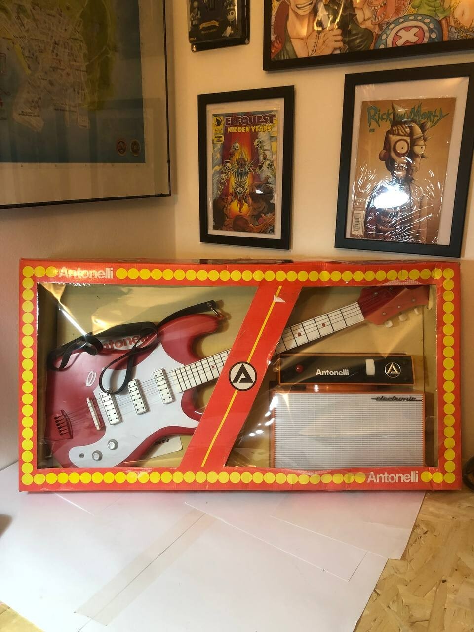 Chitarra Elettrica Anni 70 80 Vintage ANTONELLI con amplificatore