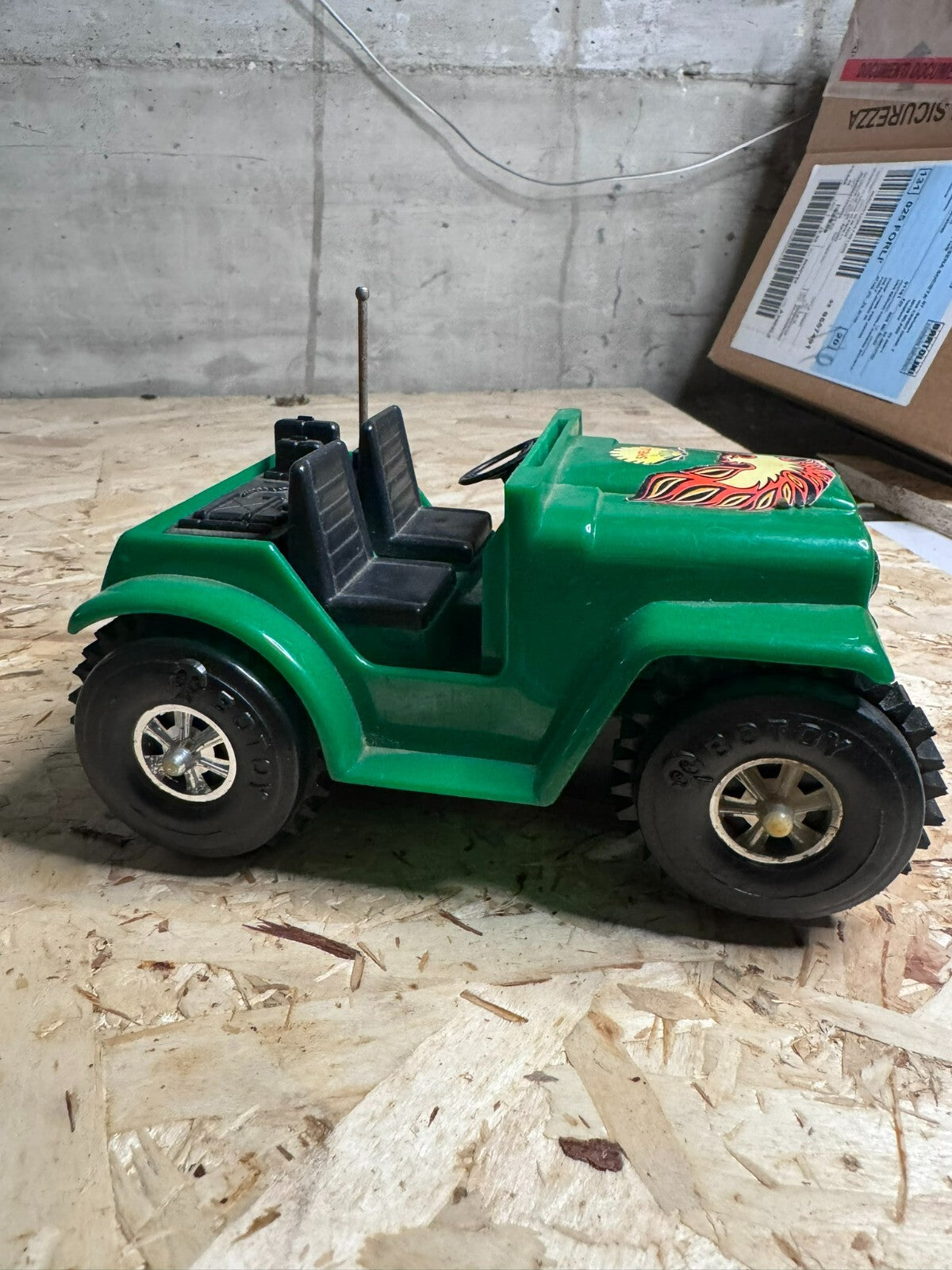 Jeep Verde giocattolo made hong kong