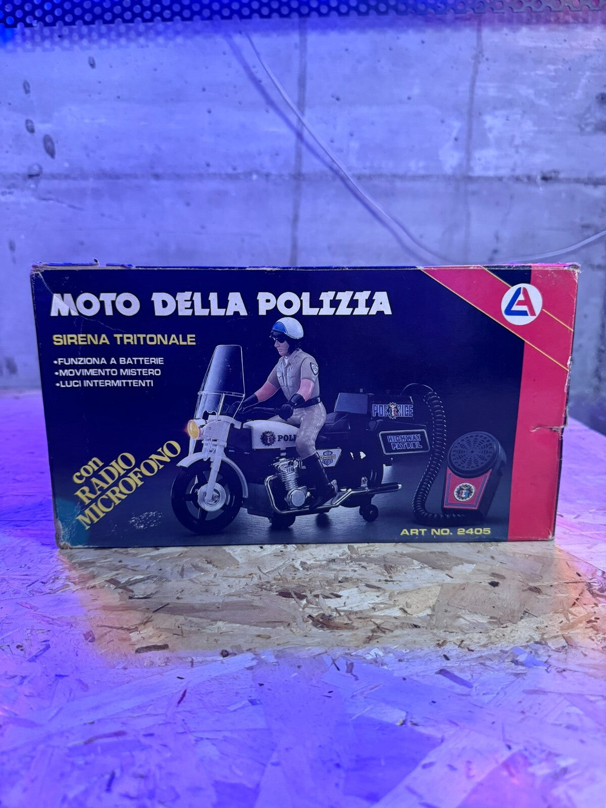 Moto della polizia sirena tritonale con radio microfone mic non funz