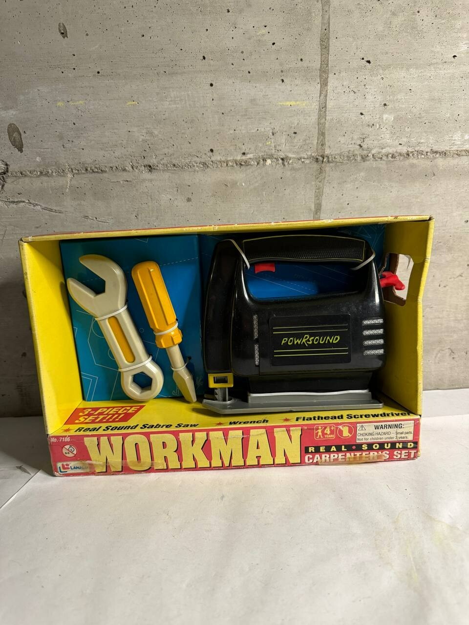 Lanard Workman Carpenter Play Set with real sounds - NEW