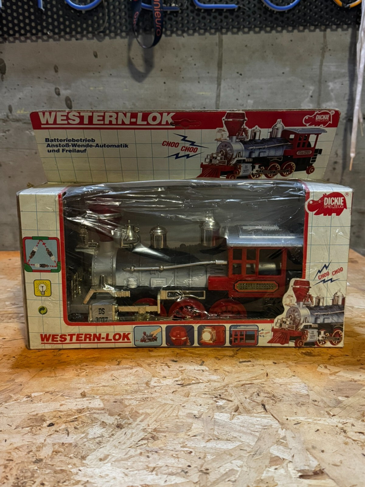 Treno Western Lok mai usato dickie