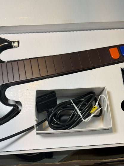 Chitarra Guitar Hero PS2 in confezione