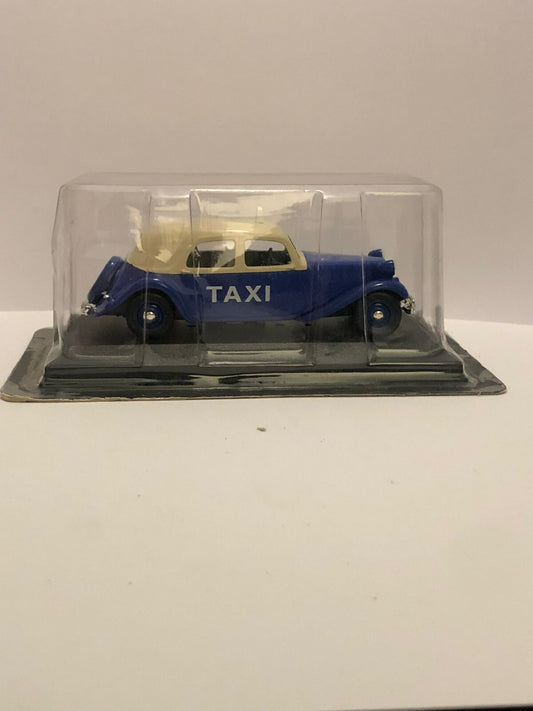 AUTOMODELLO PER COLLEZIONISMO: CITROEN TRACTION 11 SCALA 1:43 NUOVO