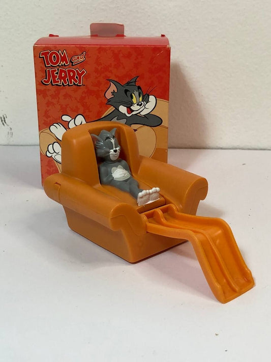 MCDONALD'S HAPPY MEAL TOM AND JERRY 2022 LA POLTRONA DI TOM GATTO