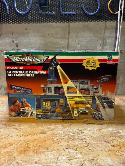 Micro Machines Microcittá LA CENTRALE OPERATIVA DEI CARABINIERI 1998 GALOOB GIG