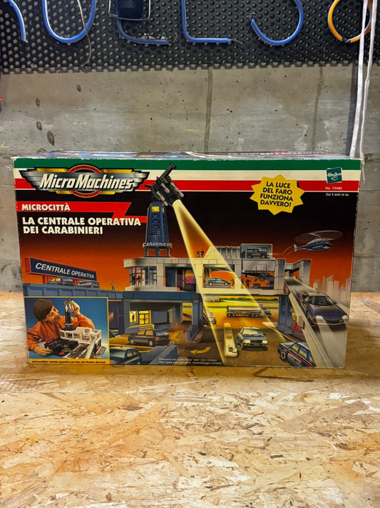 Micro Machines Microcittá LA CENTRALE OPERATIVA DEI CARABINIERI 1998 GALOOB GIG