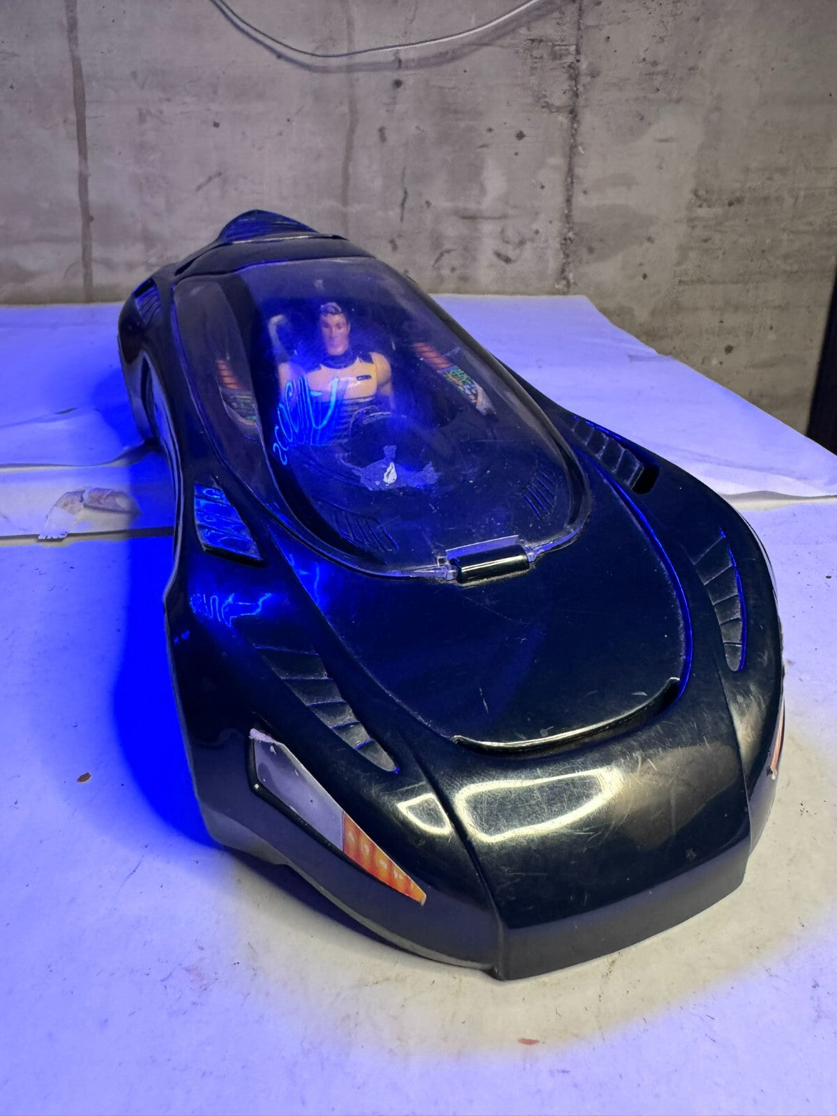 Batman Batmobile Car Toy Modellino Bruce Wayne Coupe DC Comics 1992 Kenner