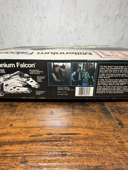Millennium Falcon MPC Ertl montato