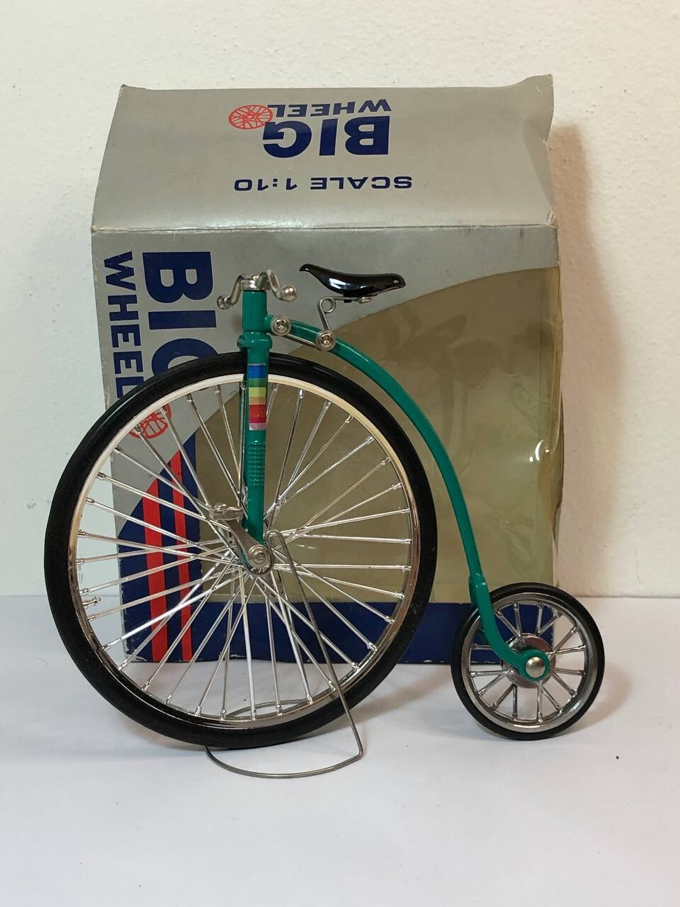 Mytek MY-0055 Big Wheel Bicycle Die Cast Metal Replica Model ~ 1:10 Scale