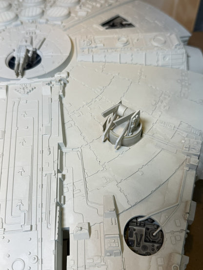Millennium Falcon MPC Ertl montato