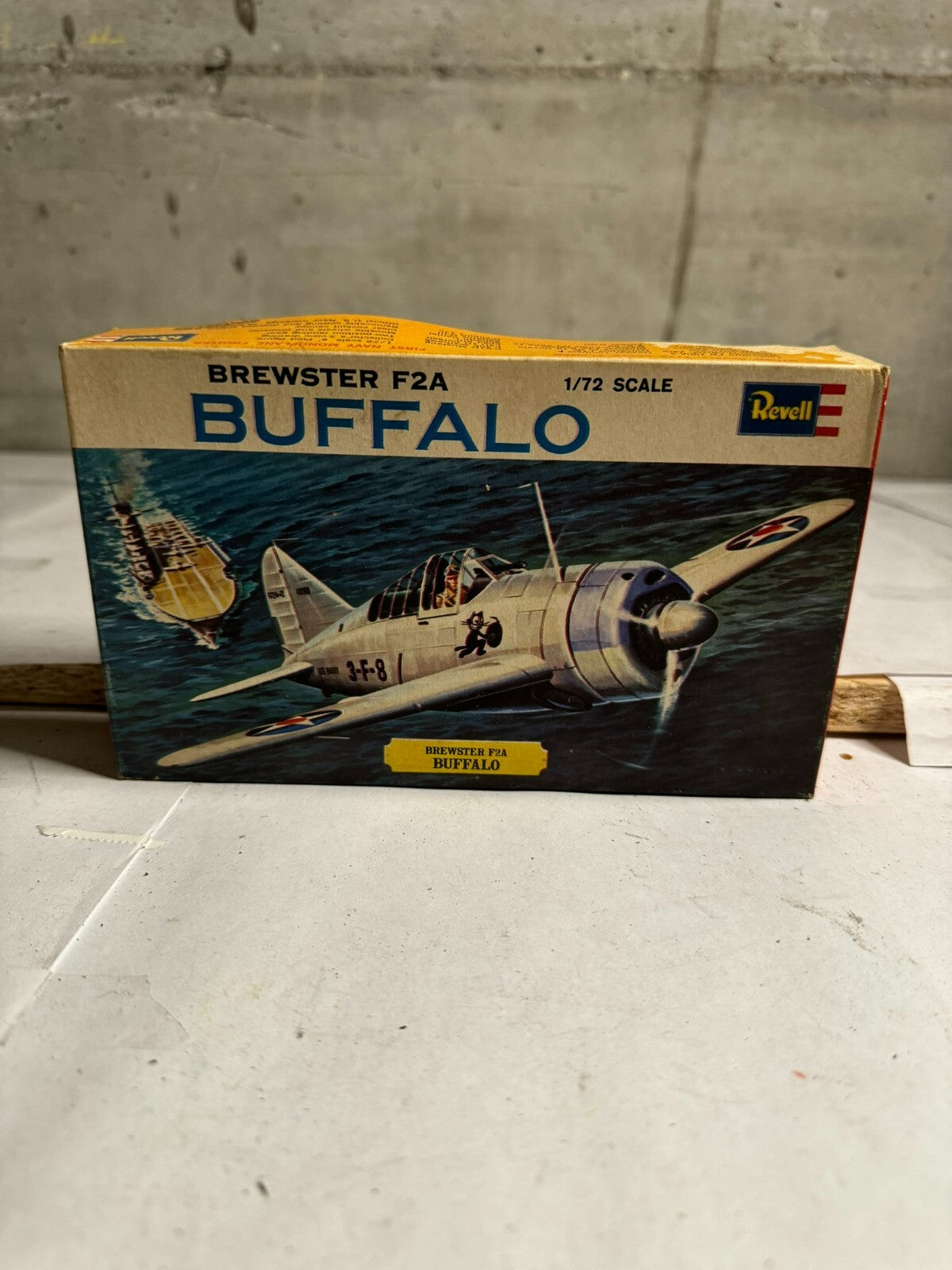 REVELL 1/72ème BREWSTER F2A BUFFALO