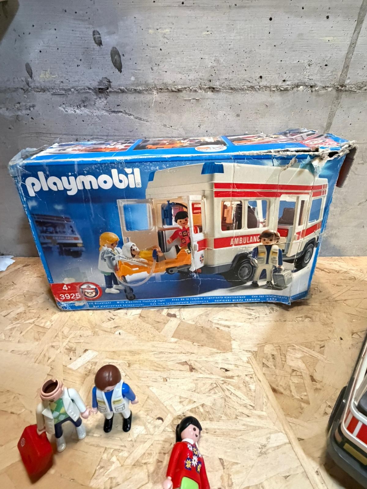 Ambulanza 3925 (Playmobil / INCompleta e Funzionante)