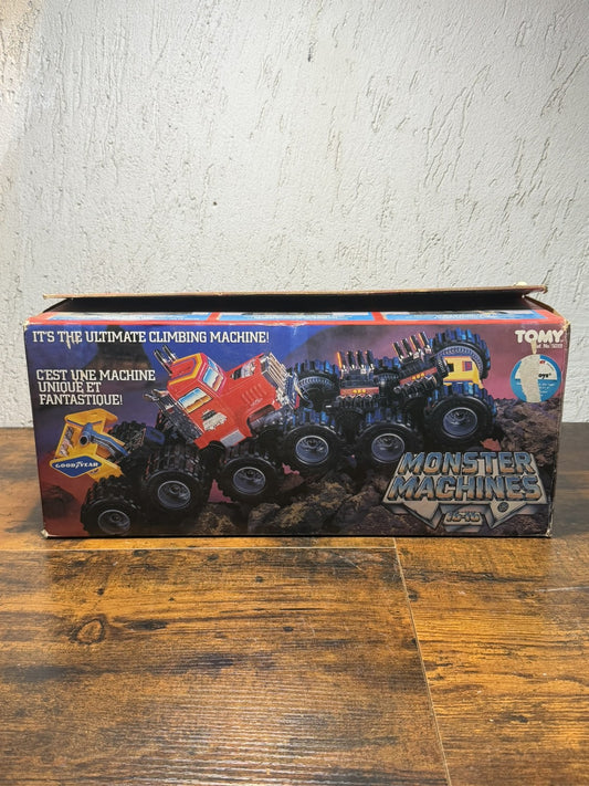 Tomy Monster Machine 16x16 1986